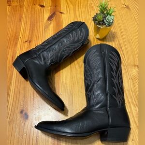 Nocona Boots Black Men’s Leather Cowboy Boots Embroidered SZ 11.5B USA MADE 8901